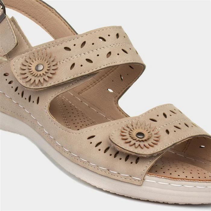 Cushion Walk Meryl Womens Beige Sandal - Image 4